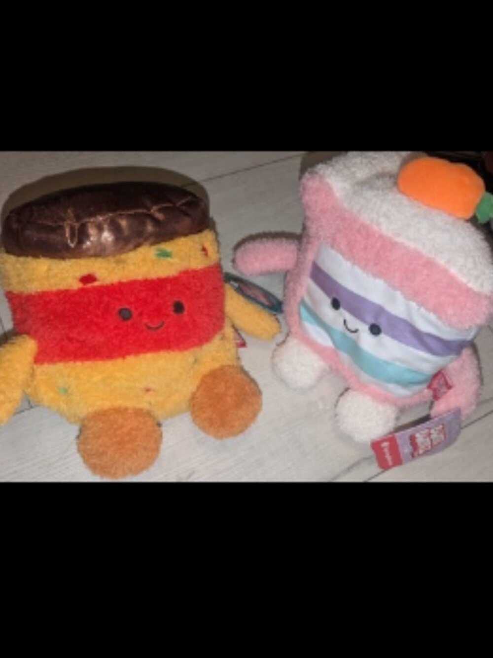 Lot of 2 NWT Bum Bumz Plush Lot - Springbumz & Fundaybumz